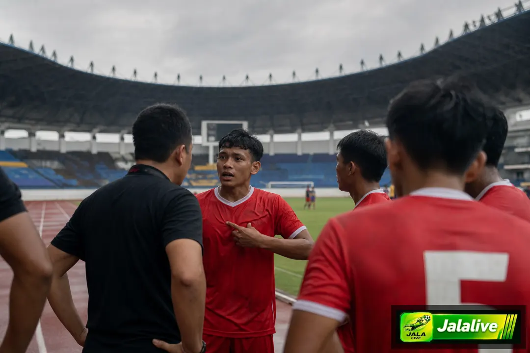 Ilustrasi: Justin Hubner Tanggapi Polemik 7 Menit Indonesia vs Bangladesh